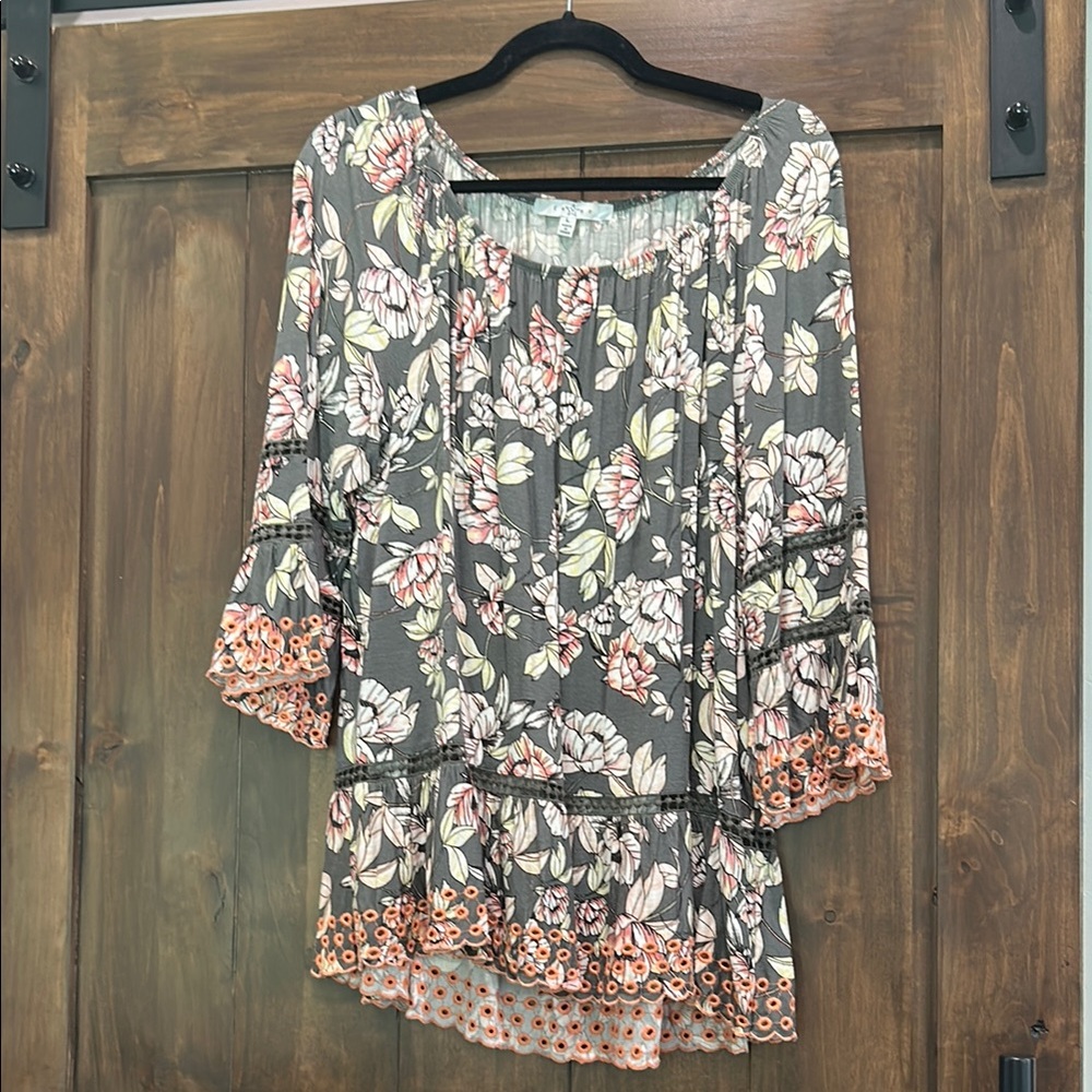 E118 Fever Floral Grayish Green & Orange Women's Top EUC Sz L